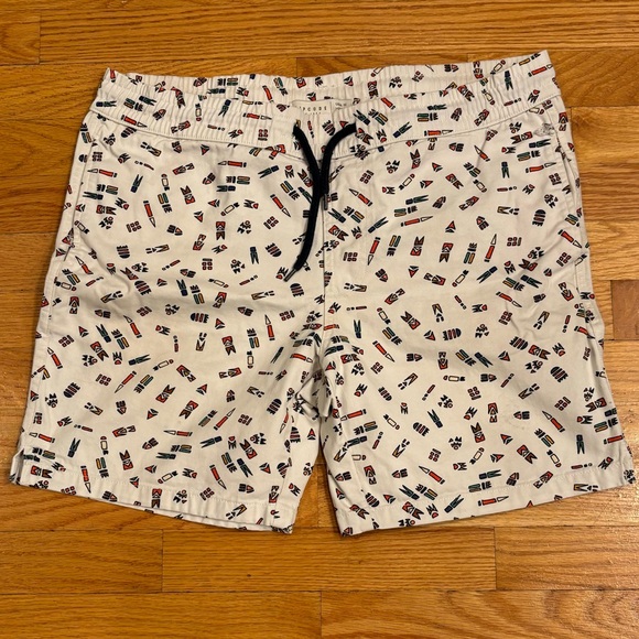 Zipcode Shorts Animals White Pull On Elastic Sz Med Mens - Picture 2 of 4